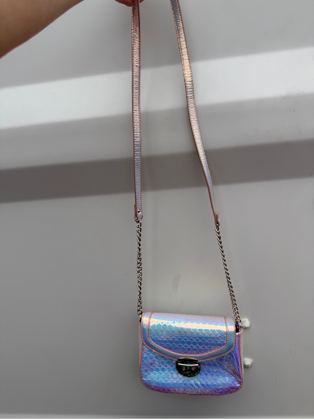 Nine West Iridescent Pink Purple Bubble-Texture Crossbody Bag Gold Chain Strap - Picture 7 of 16